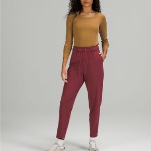 Lululemon stretch high rise 7/8 length pant mulled wine